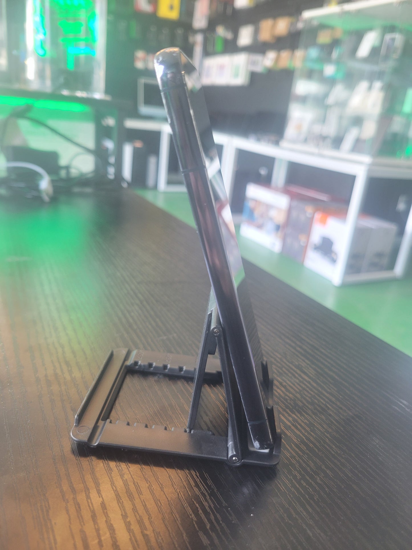 Samsung S22 5G, 128 Go, Noir - Re-certifié