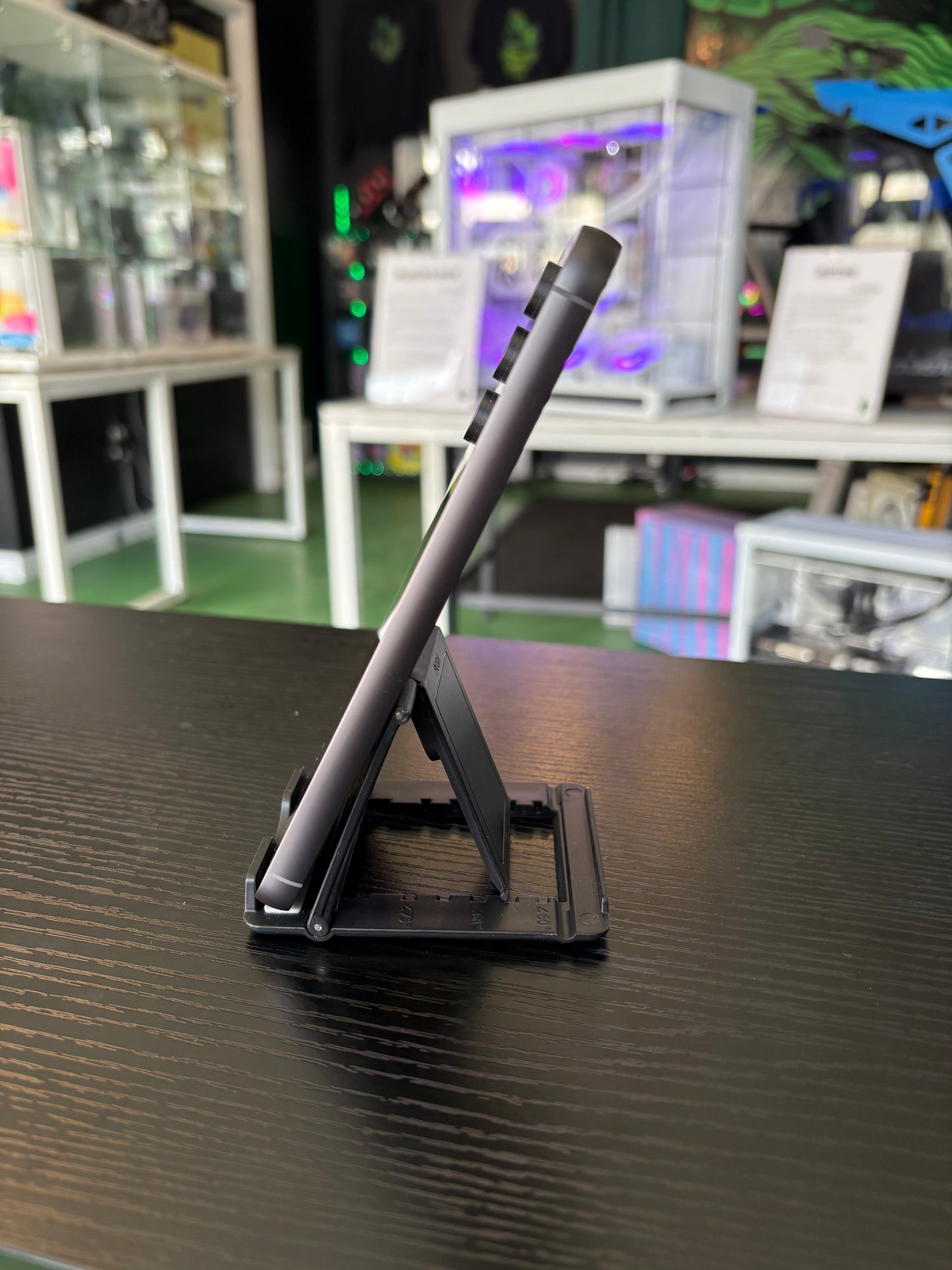 Samsung Galaxy S23 Fe 128GB - Graphite- Refurbished - Unlocked