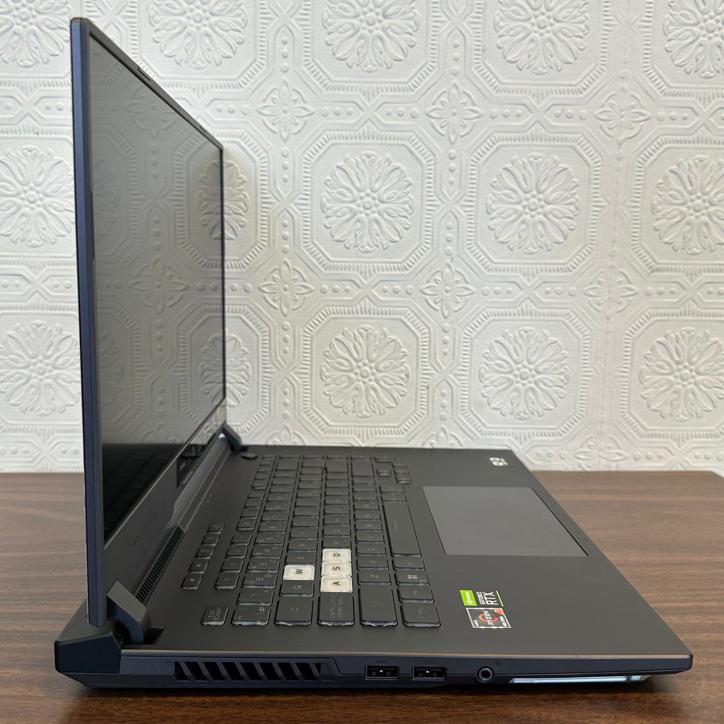 Ordinateur portable de jeu ASUS ROG Strix G513 15,6" FHD 144 Hz - Remis à neuf