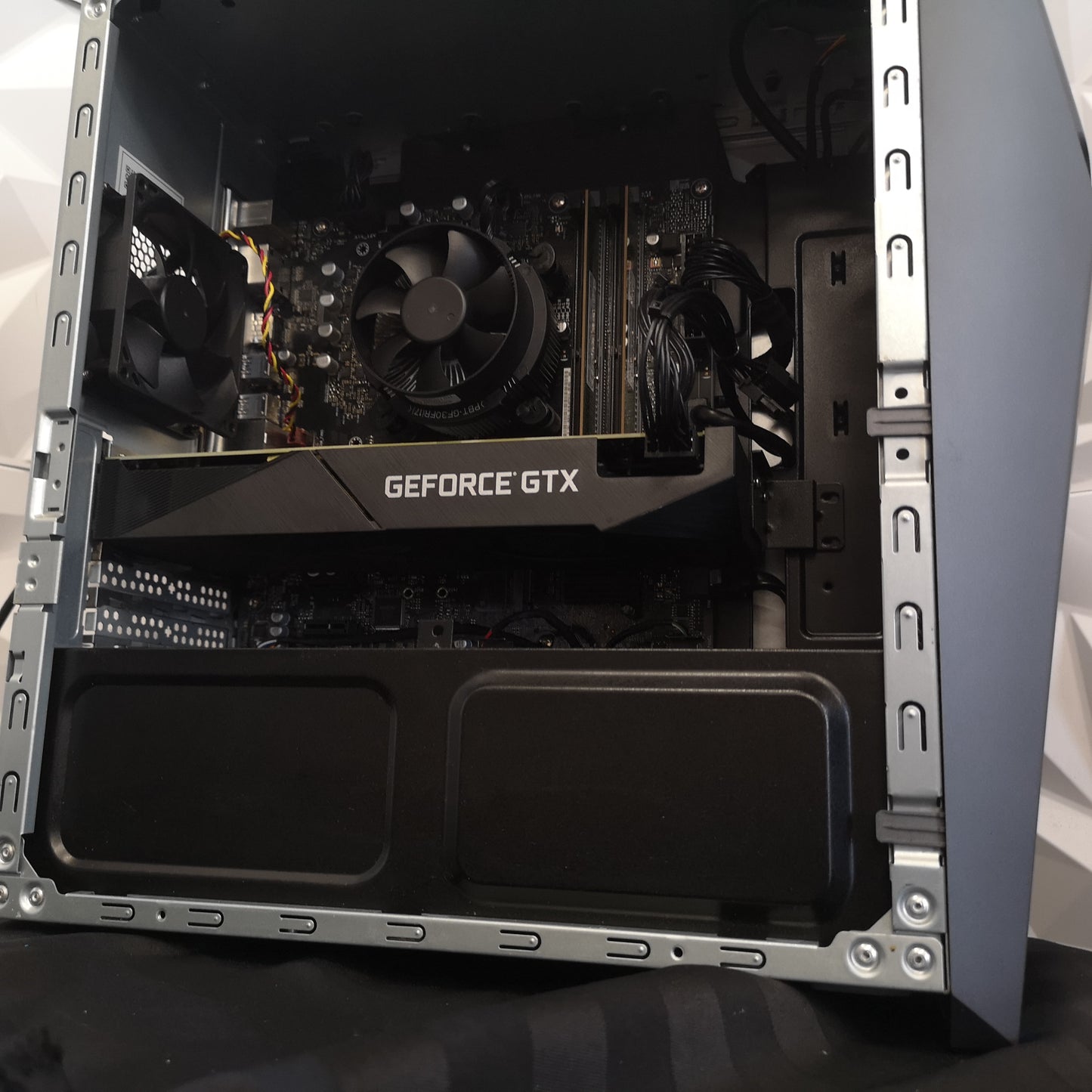 Asus Refurbished Pre-Built Gaming PC