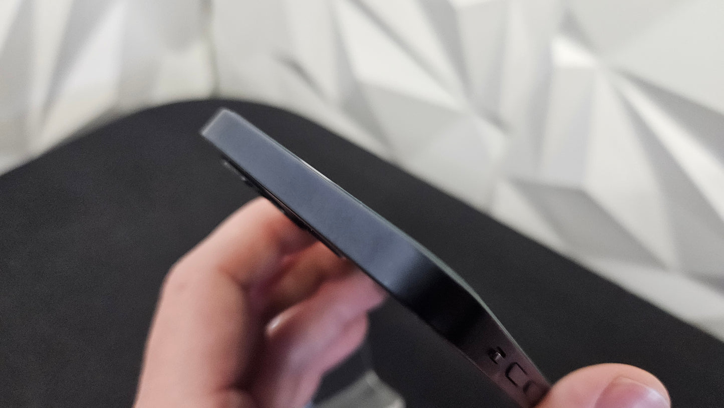 iPhone 12 - Black - Refurbished - 64GB - Unlocked