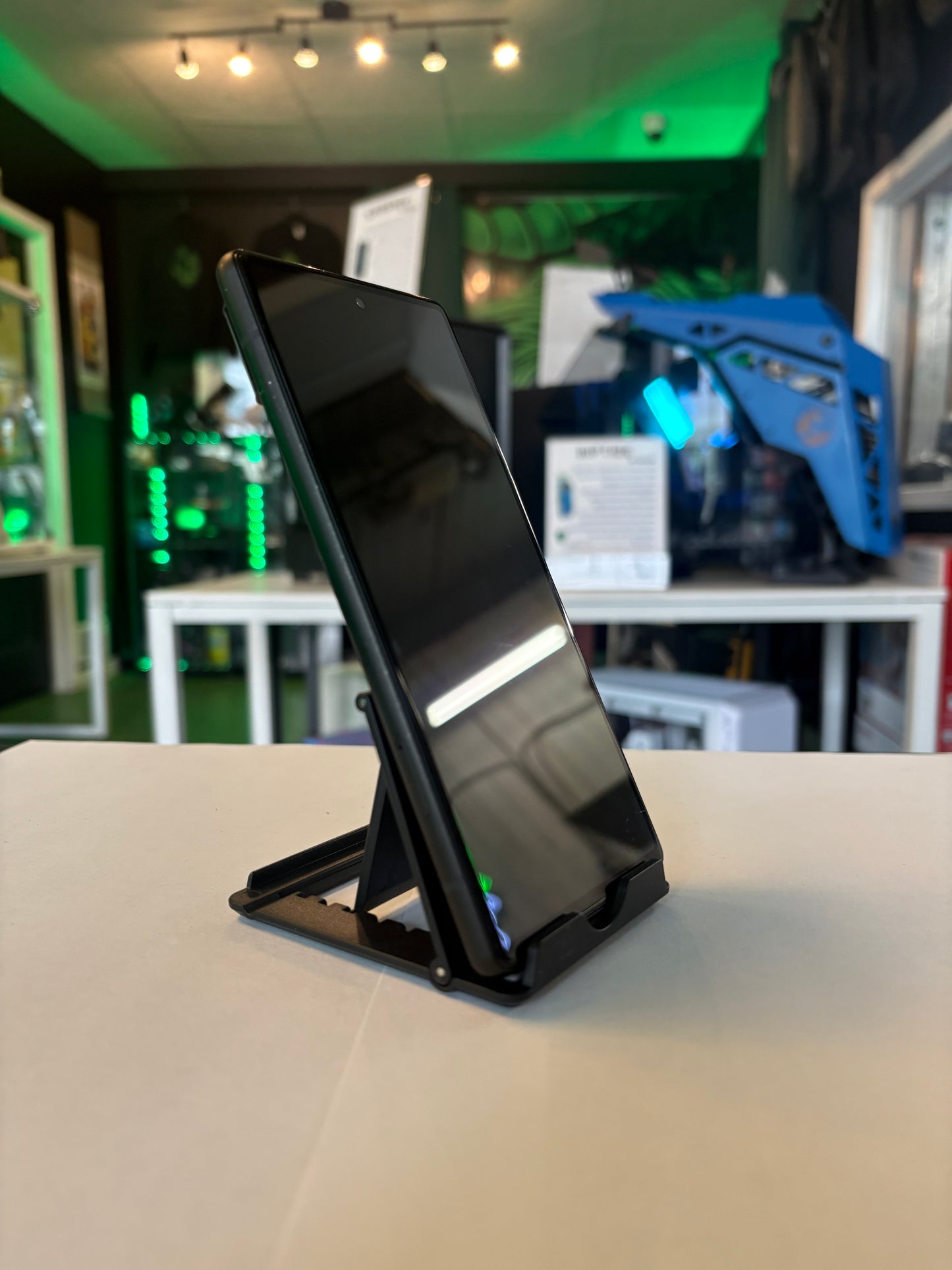 Google Pixel 6 128 Go - Obsidien - Remis à neuf - Débloqué (CA) 