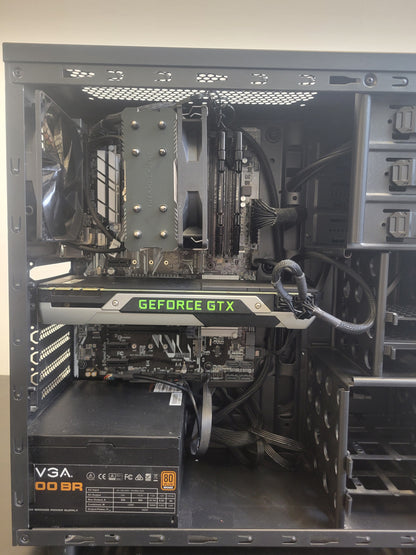 Thermaltake i7 7700 - GTX 980 - 16GB - 500GB SSD