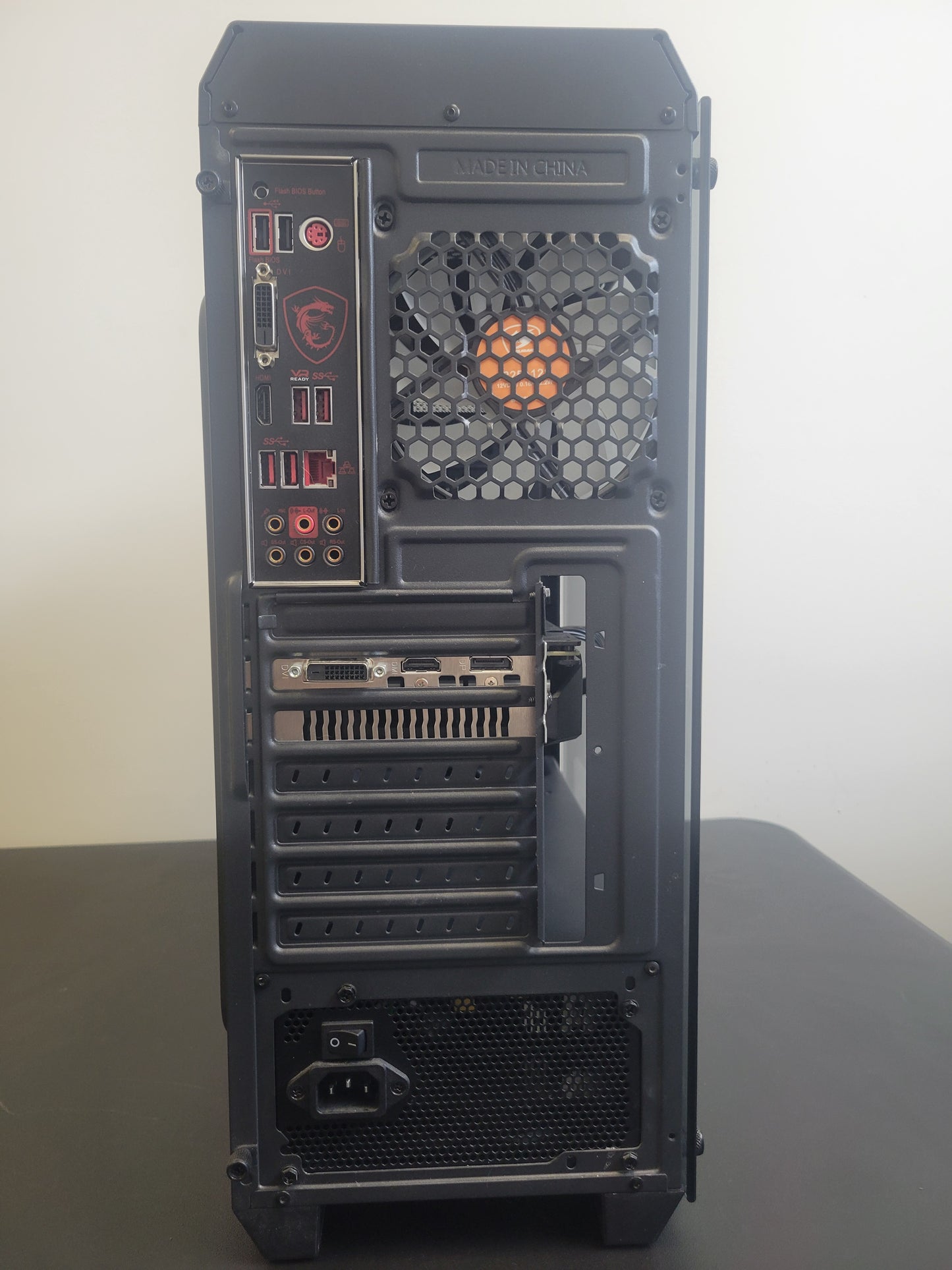 PC de jeu Ryzen 5 - Ryzen 5 3500X, GTX 1660 SUPER, 16 Go DDR4, SSD de 500 Go