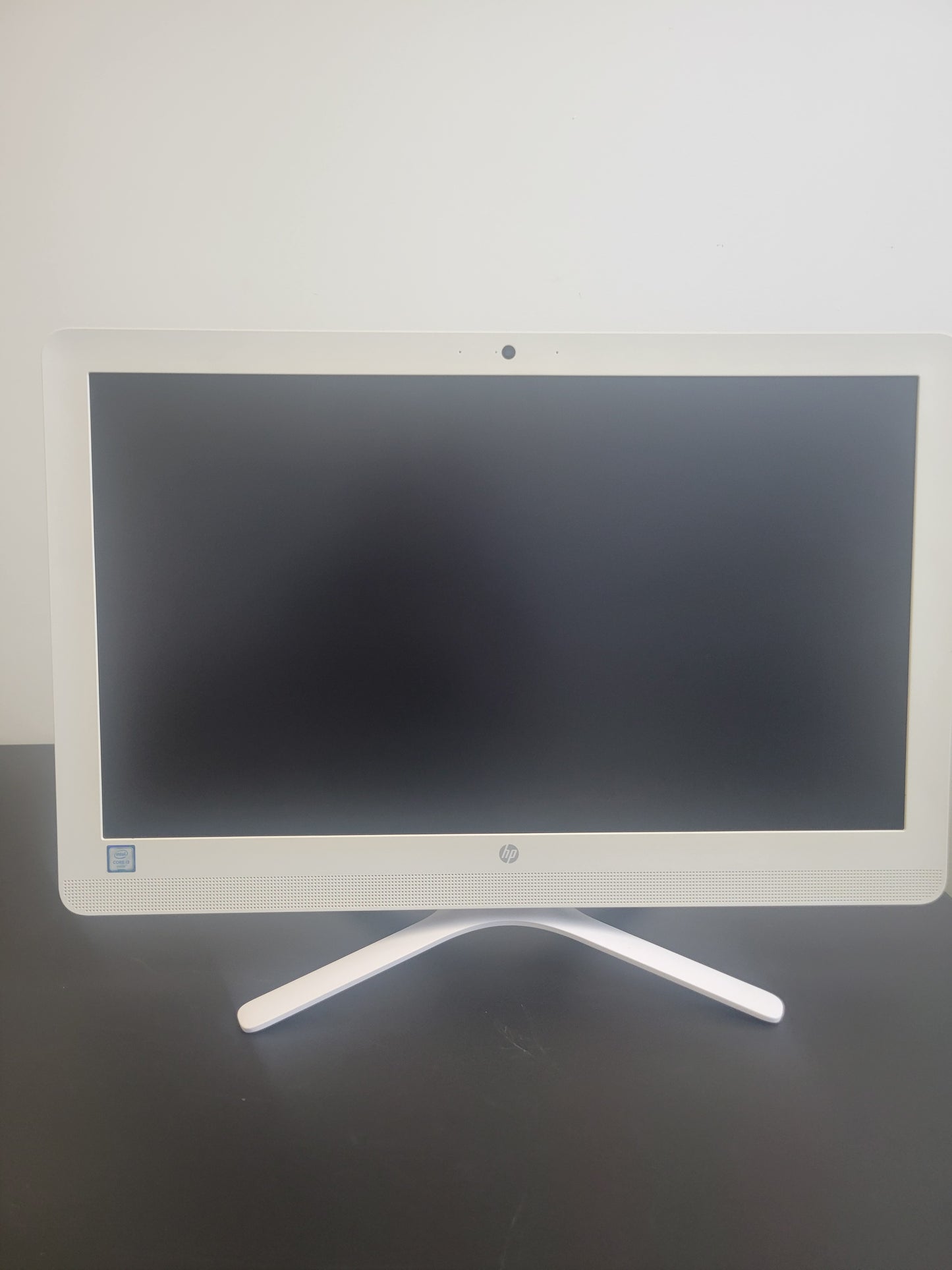 Renewed HP All-In-One - i3 6100, 16GB Ram, 250GB SSD