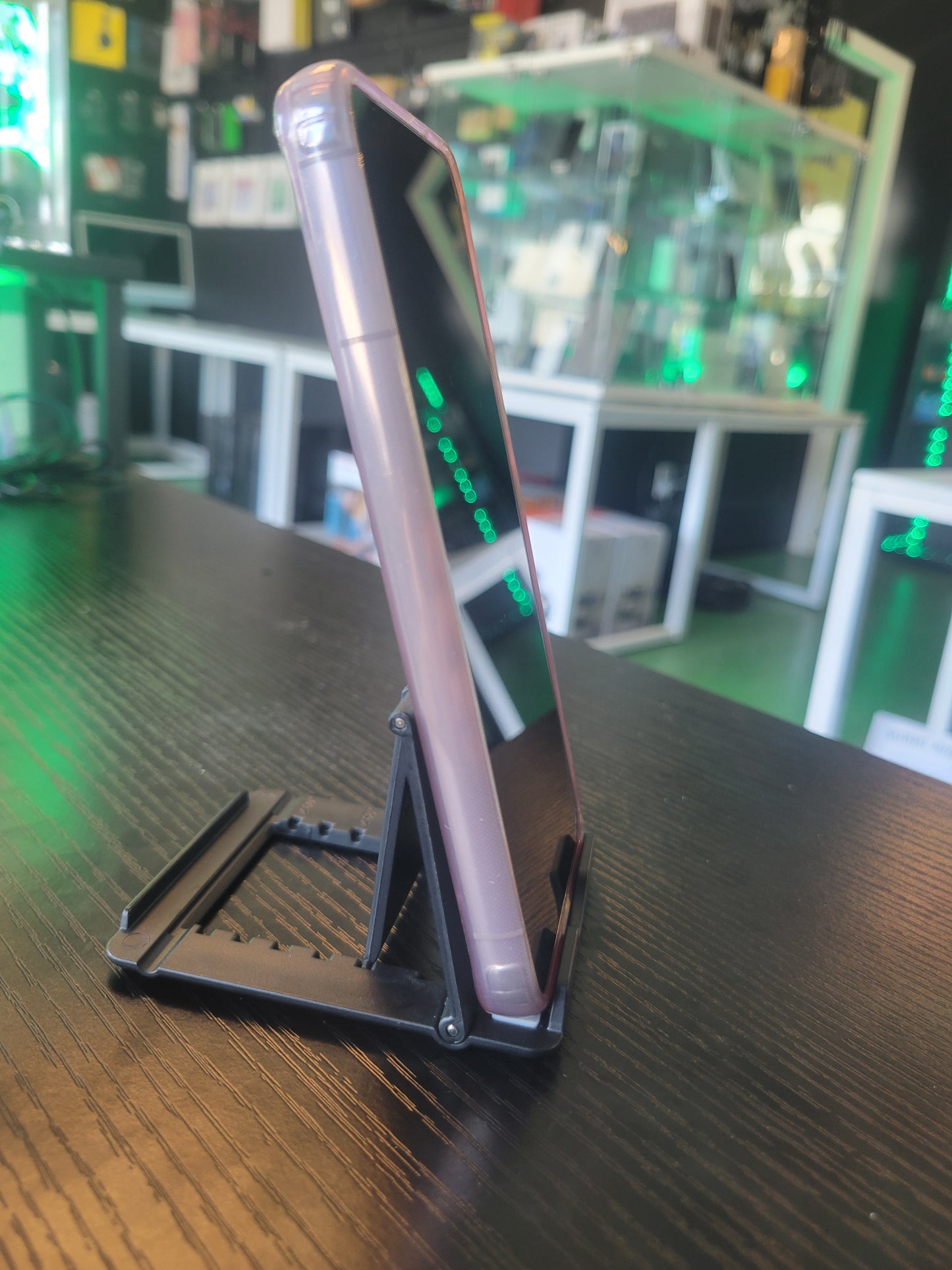 Samsung Galaxy S22 128GB - Phantom White - Refurbished - Unlocked (CA)