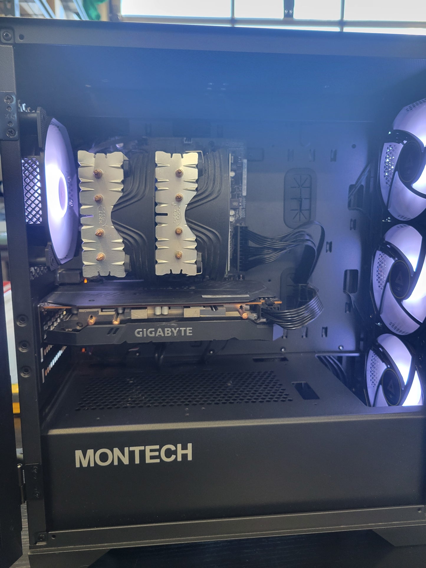 i7 Gaming PC - i7 7700, RX 5500XT, 16GB Ram, 512GB SSD