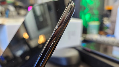 Samsung Galaxy S22 - 128 Go - Noir fantôme - Reconditionné (Déverrouillé) 