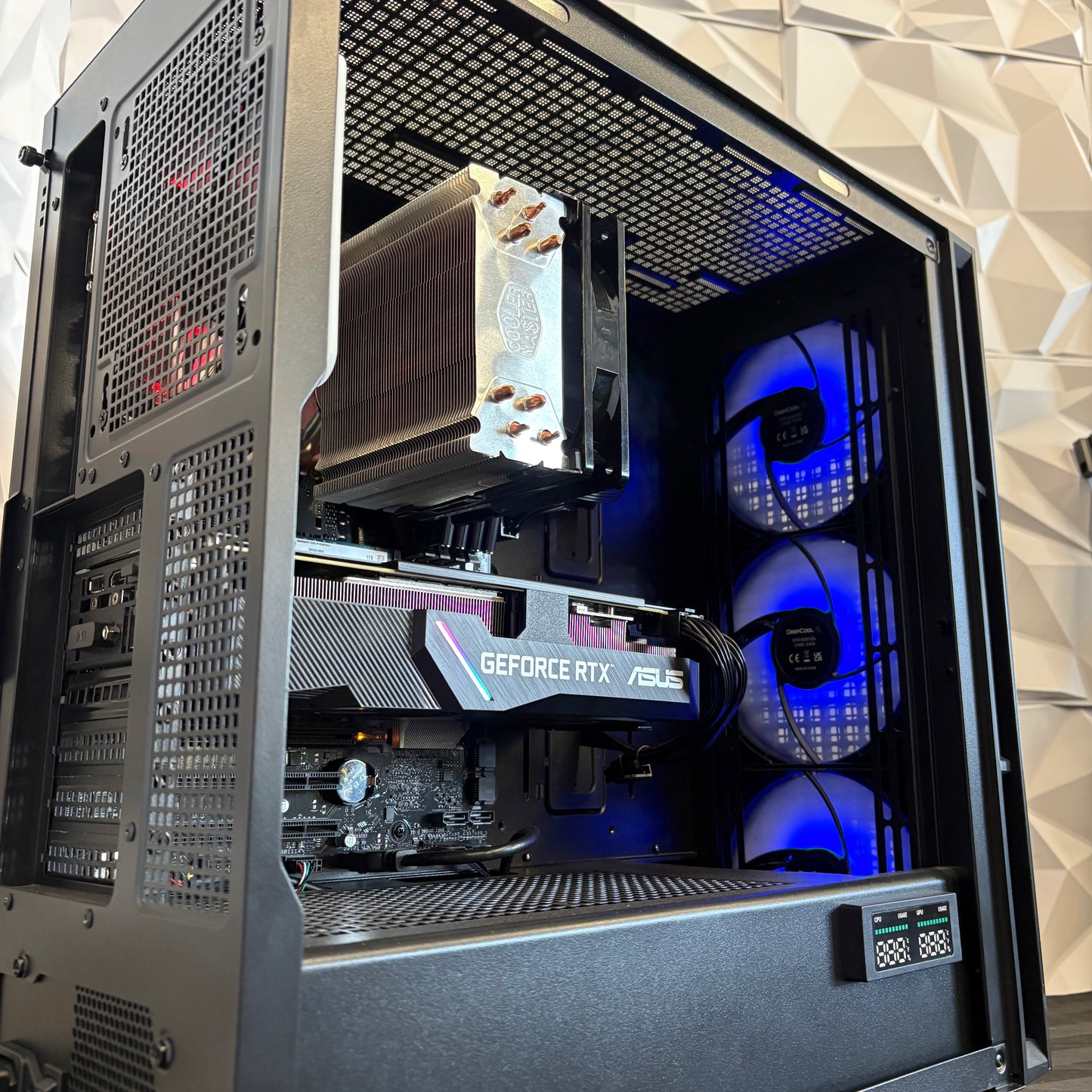 CYBERNADE