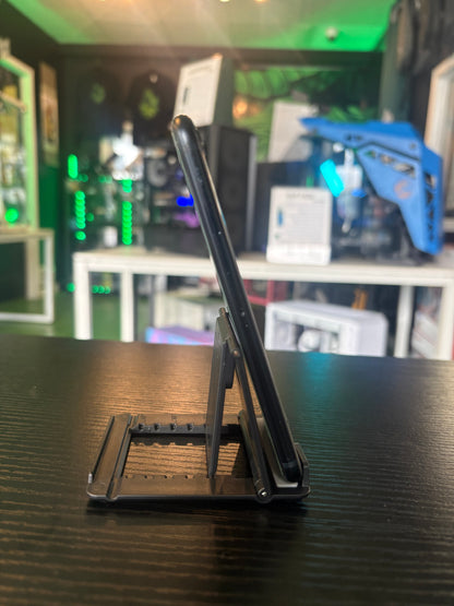 iPhone SE 3rd Gen, 64GB,  - Refurbished - Unlocked (CA)