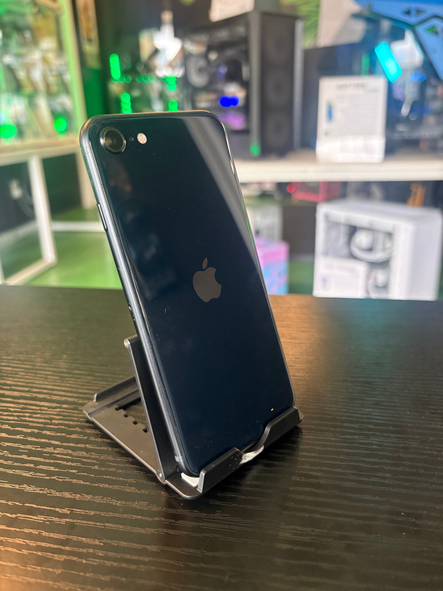 iPhone SE 3rd Gen, 64GB,  - Refurbished - Unlocked (CA)