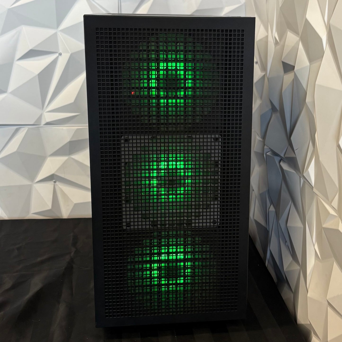 CYBERNADE