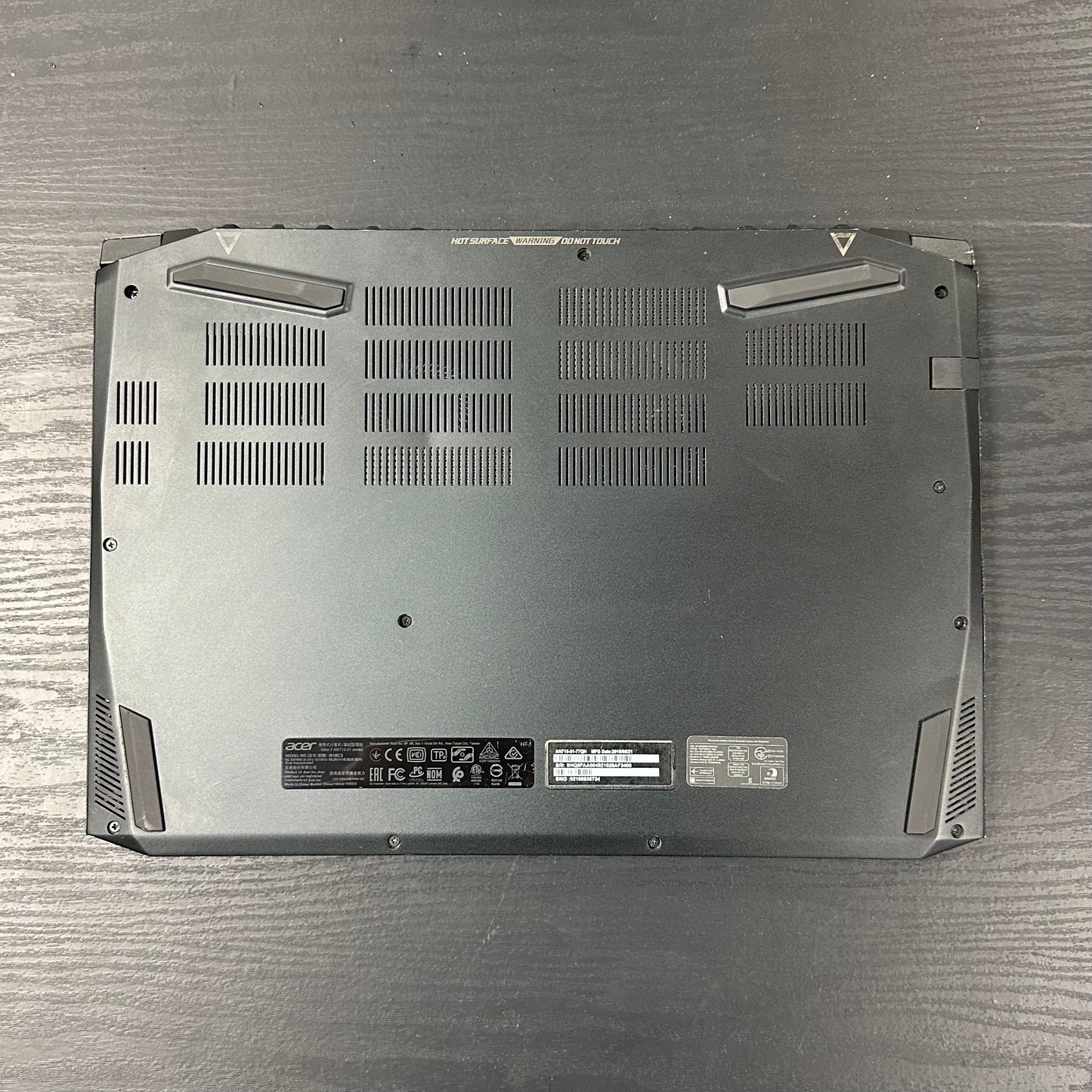 Ordinateur portable de jeu Acer NITRO 7 15,6 pouces 60 Hz