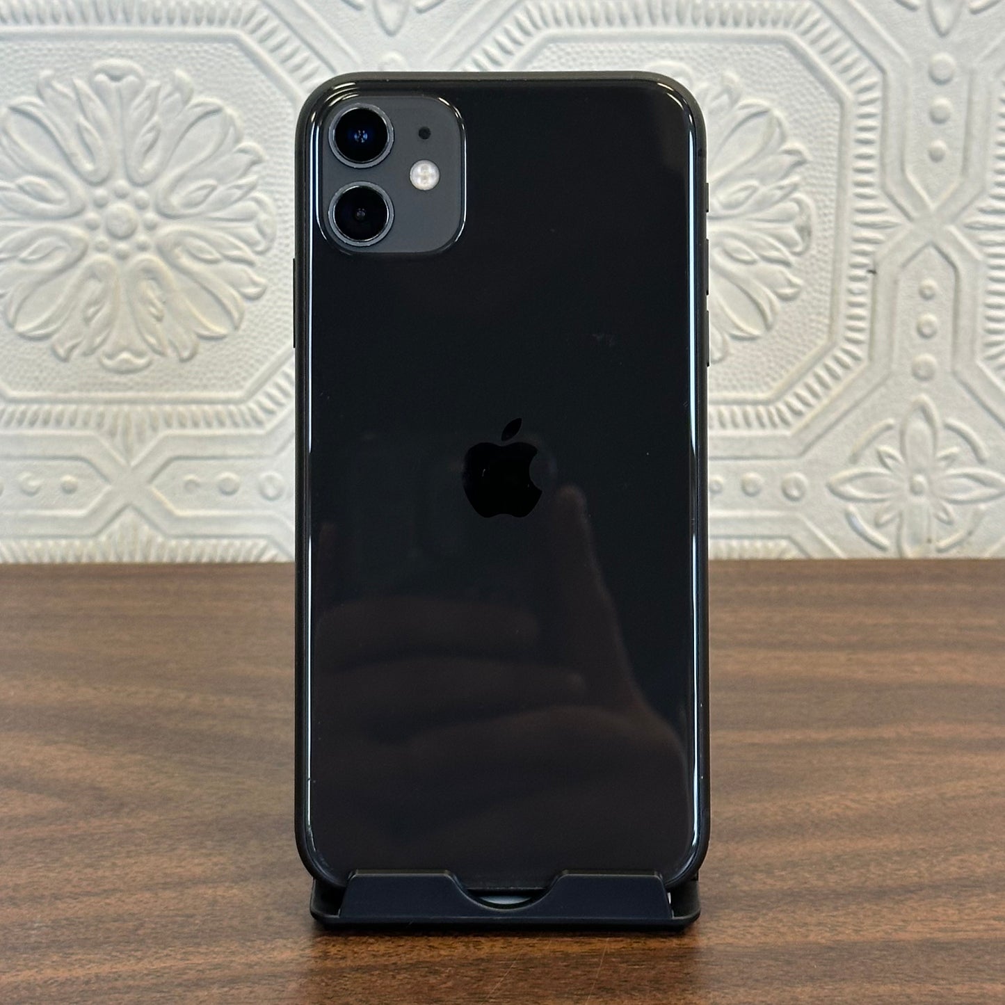 iPhone 11 64GB Black w/ Case - Re-Certified