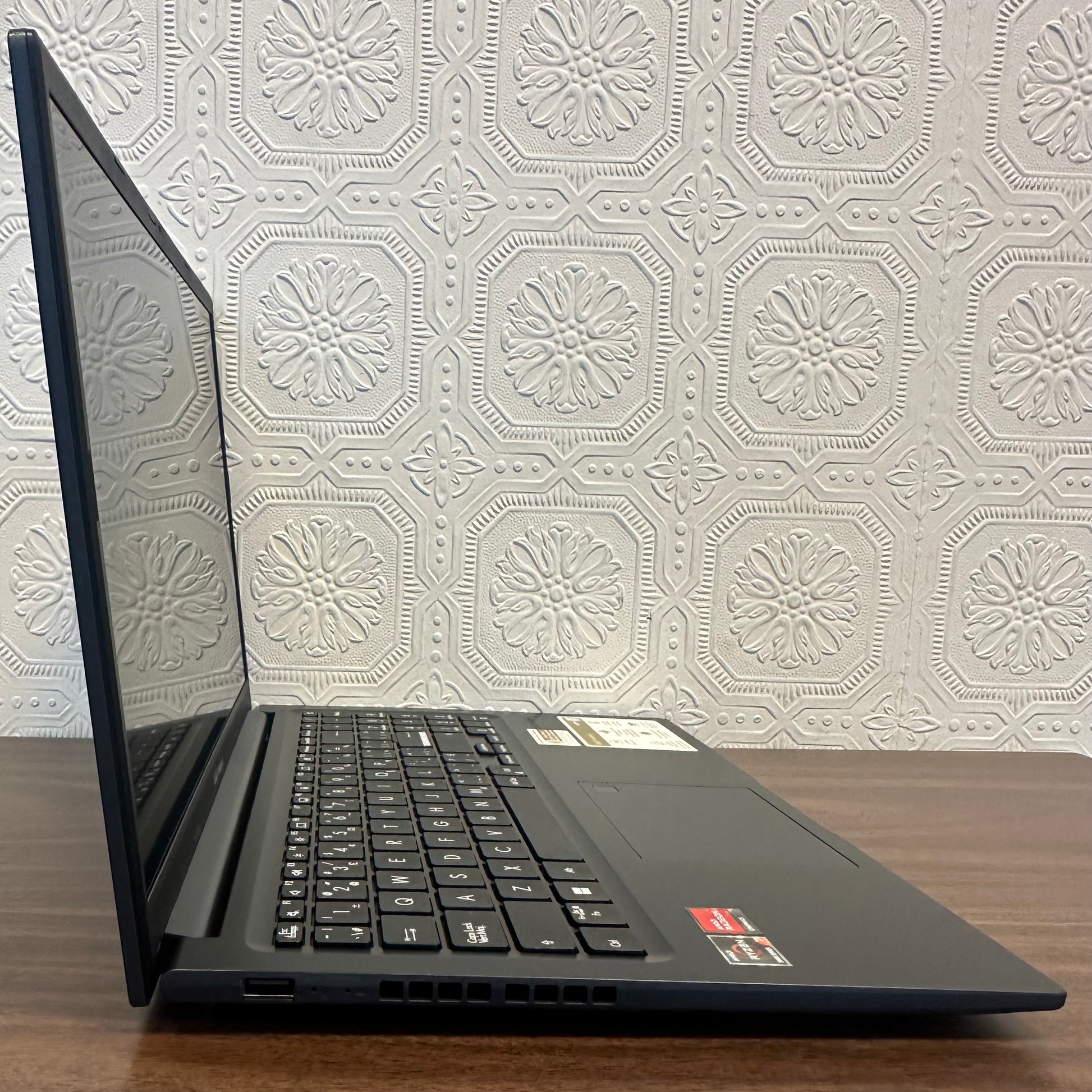 ASUS Vivobook 15.6
