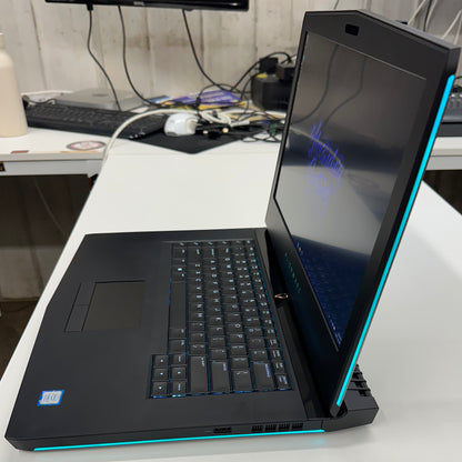 Portátil para juegos Alienware 15 R3 de 15,6", 60 Hz, 1080p - Reacondicionado