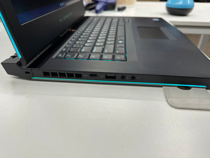 Portátil para juegos Alienware 15 R3 de 15,6", 60 Hz, 1080p - Reacondicionado