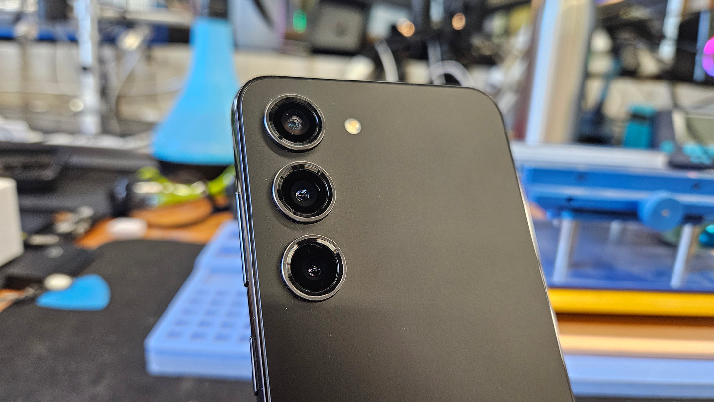 Samsung Galaxy S23 128GB - Phantom Black - Refurbished - Unlocked (CA)