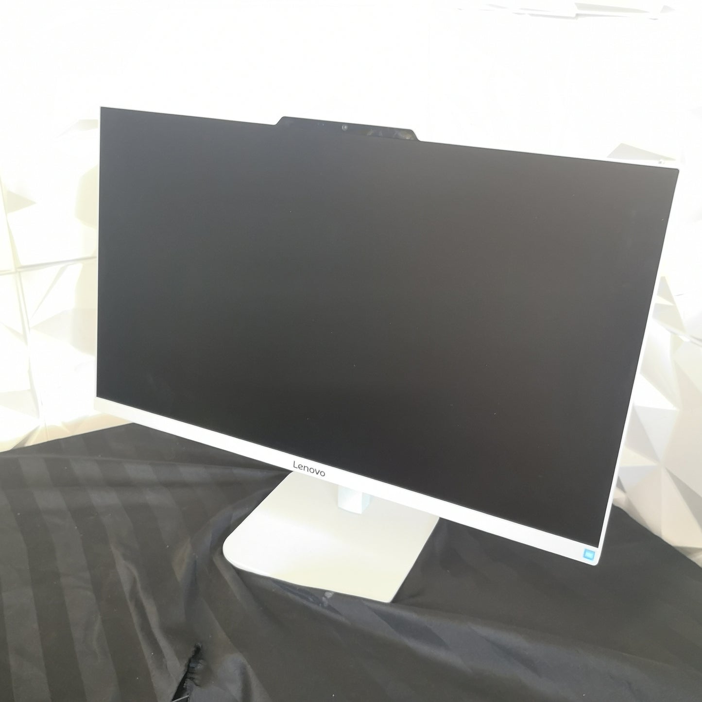 Lenovo A100 23.8" All-In-One - Refurbished