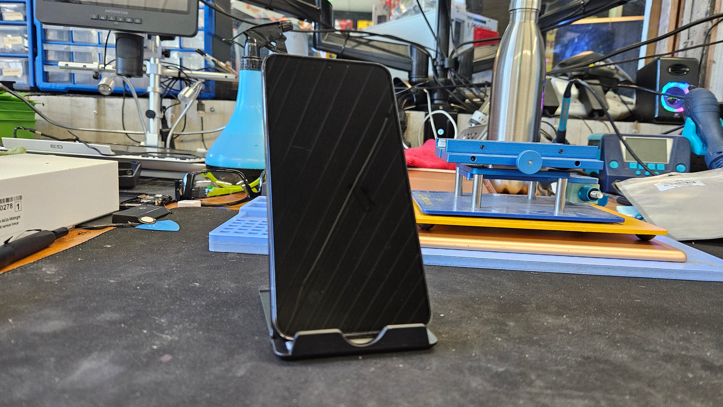 Samsung Galaxy S23 128GB - Phantom Black - Refurbished - Unlocked (CA)