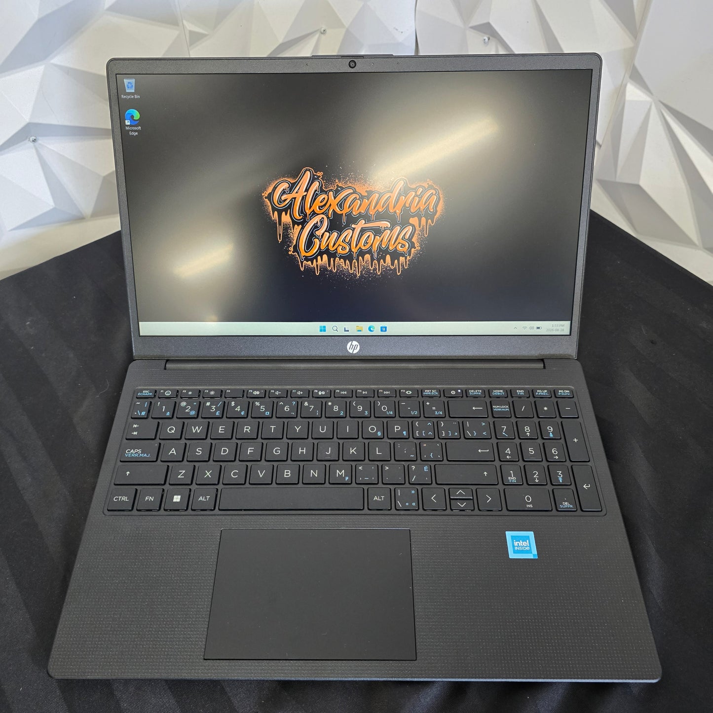 HP Laptop 15.6" Laptop - Intel N100- 4GB RAM - 120GB SSD