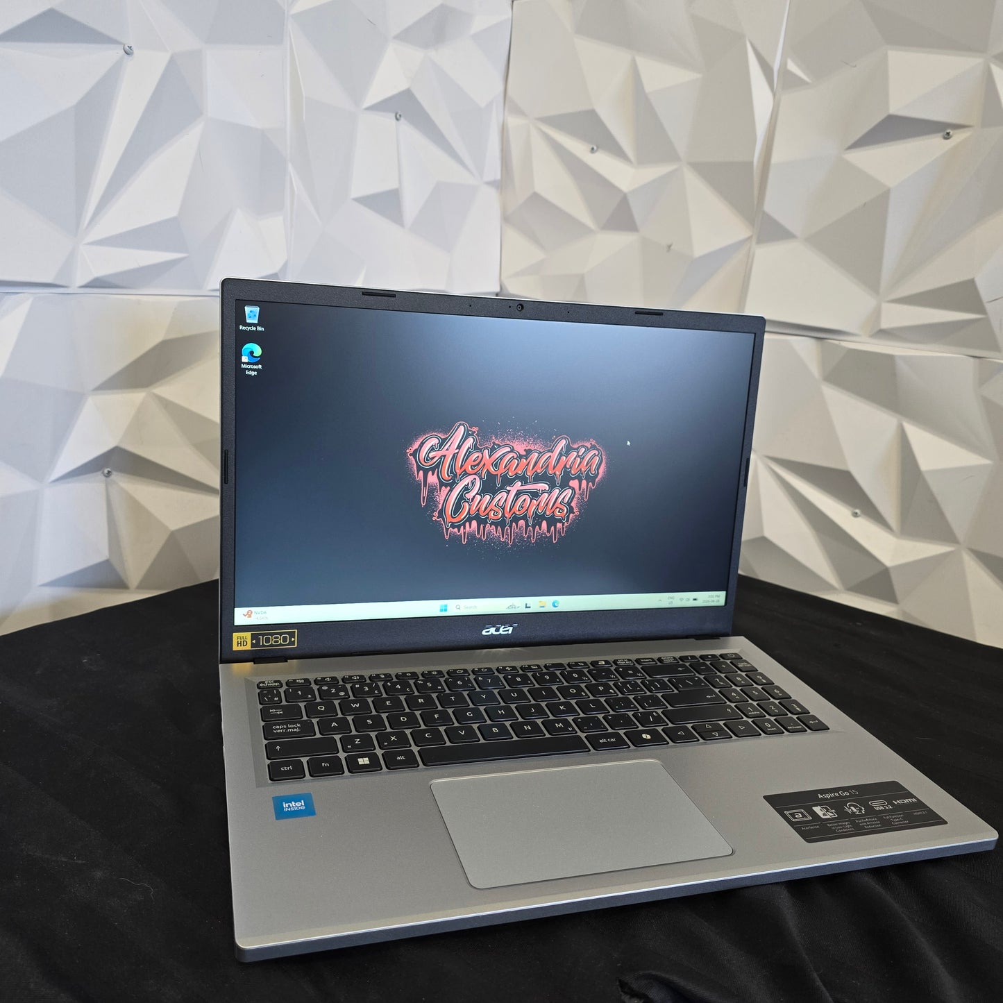 Acer Aspire Go 15 15.6" 60Hz 1080P Pure Silver Laptop - Re-Certified