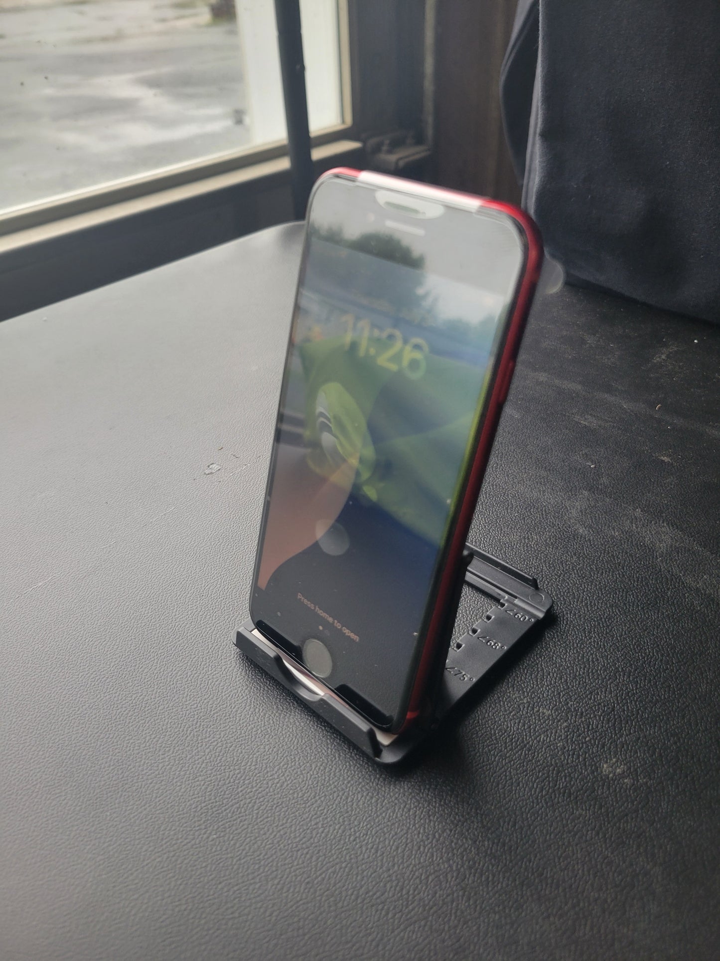 iPhone SE 3e génération 2022, 64 Go, rouge - Remis à neuf