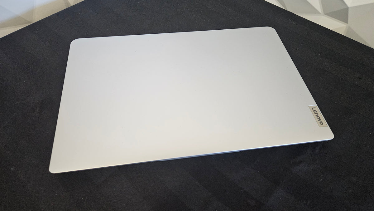 Lenovo Ideapad 1i - Pentium Silver - 12GB DDR4 - 128GB - New