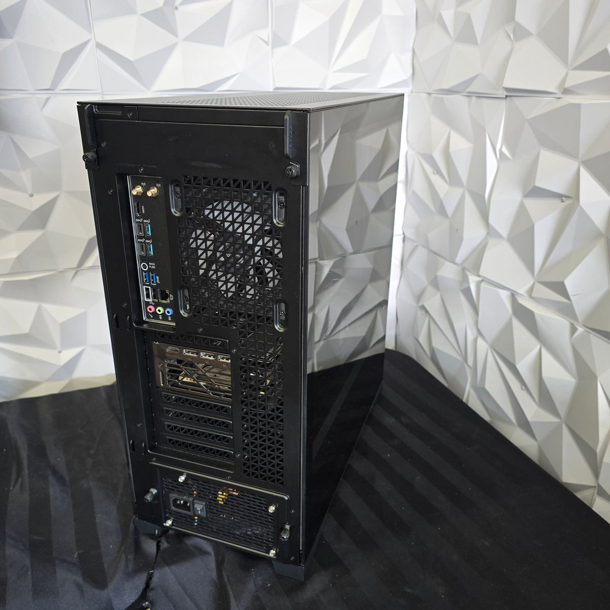 Skytech Gaming Legacy 4 Pre-Built
