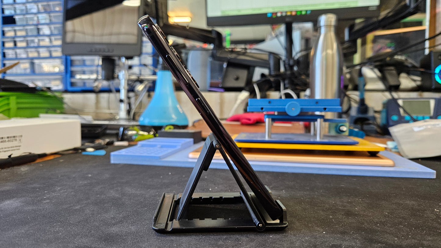 Samsung Galaxy S23 128GB - Phantom Black - Refurbished - Unlocked (CA)