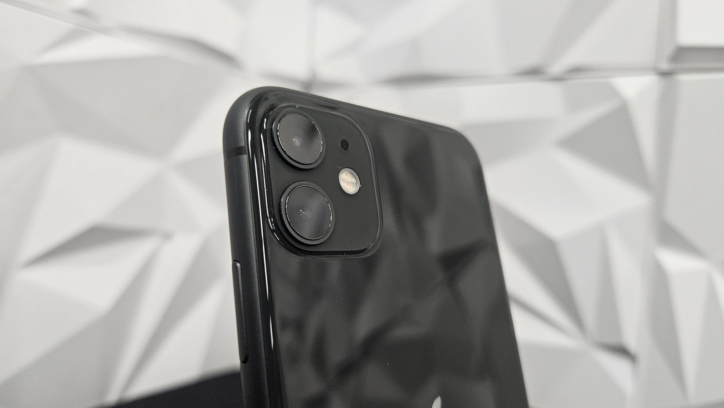 iPhone 11 64GB Black - Refurbished - New Extended Battery