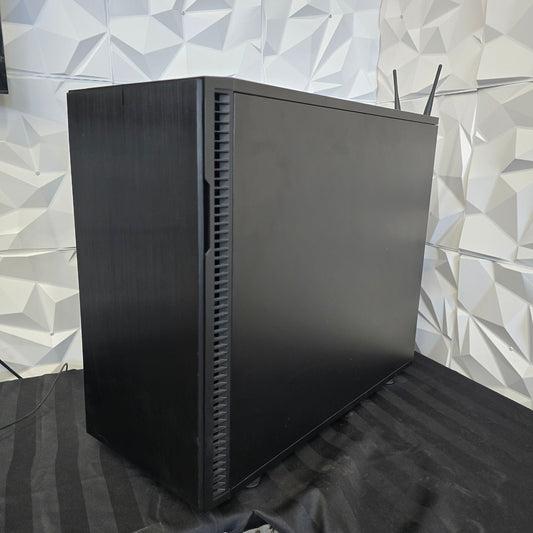 MAXIMUS X - Pre-Built Refurbished Gaming PC with CD player