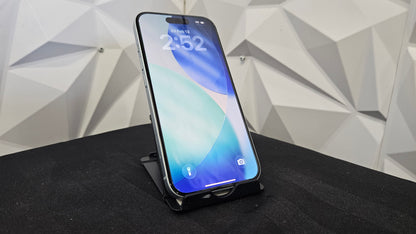 iPhone 15 128GB - White - Refurbished - Unlocked