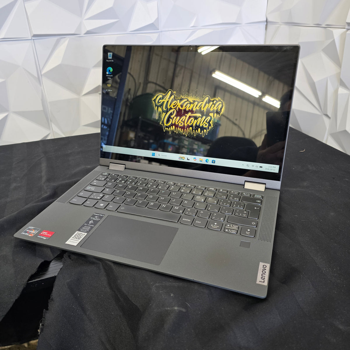 Lenovo IdeaPad Flex 5 - Ryzen 7 - 16GB DDR4 - 500GB SSD - Touch Screen - Refurbished