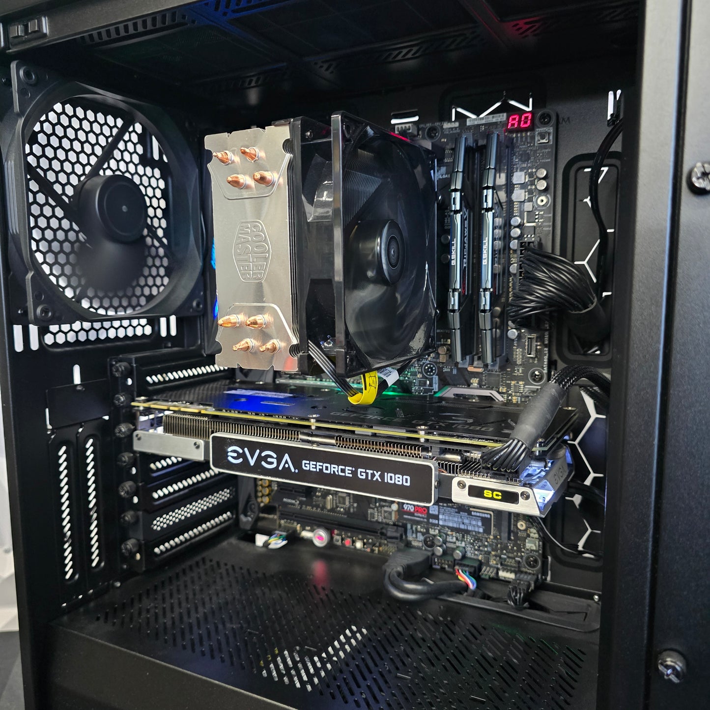 MAXIMUS X - Pre-Built Refurbished Gaming PC with CD player