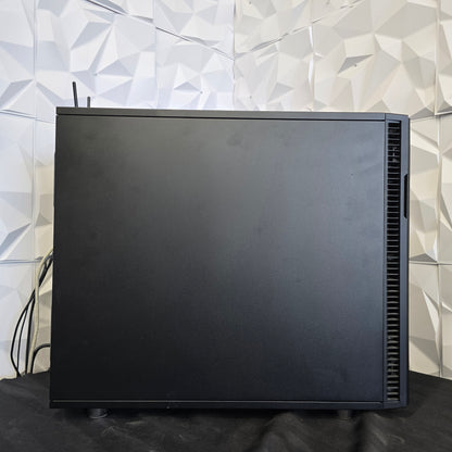 MAXIMUS X - Pre-Built Refurbished Gaming PC with CD player