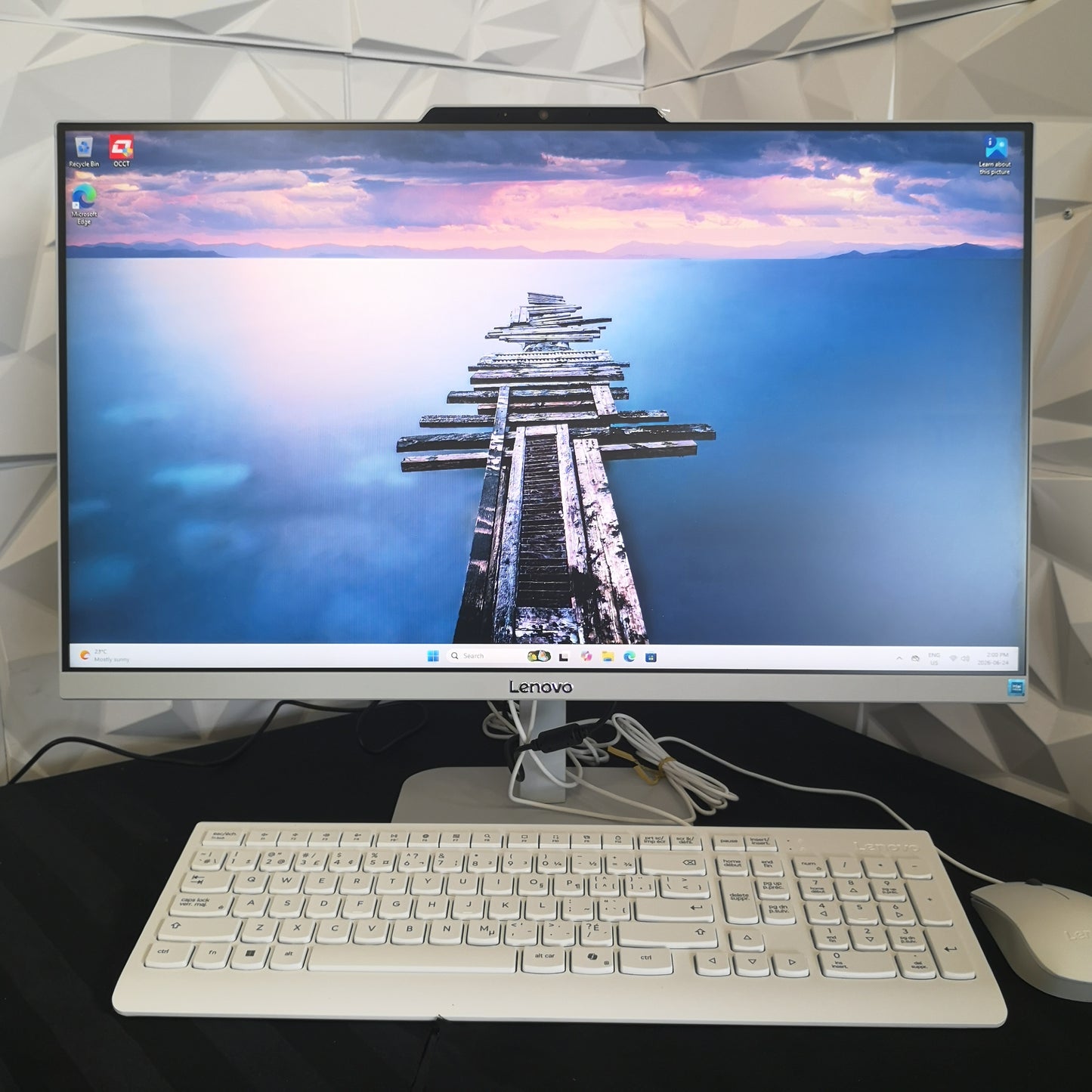 Lenovo A100 23.8" All-In-One - Refurbished