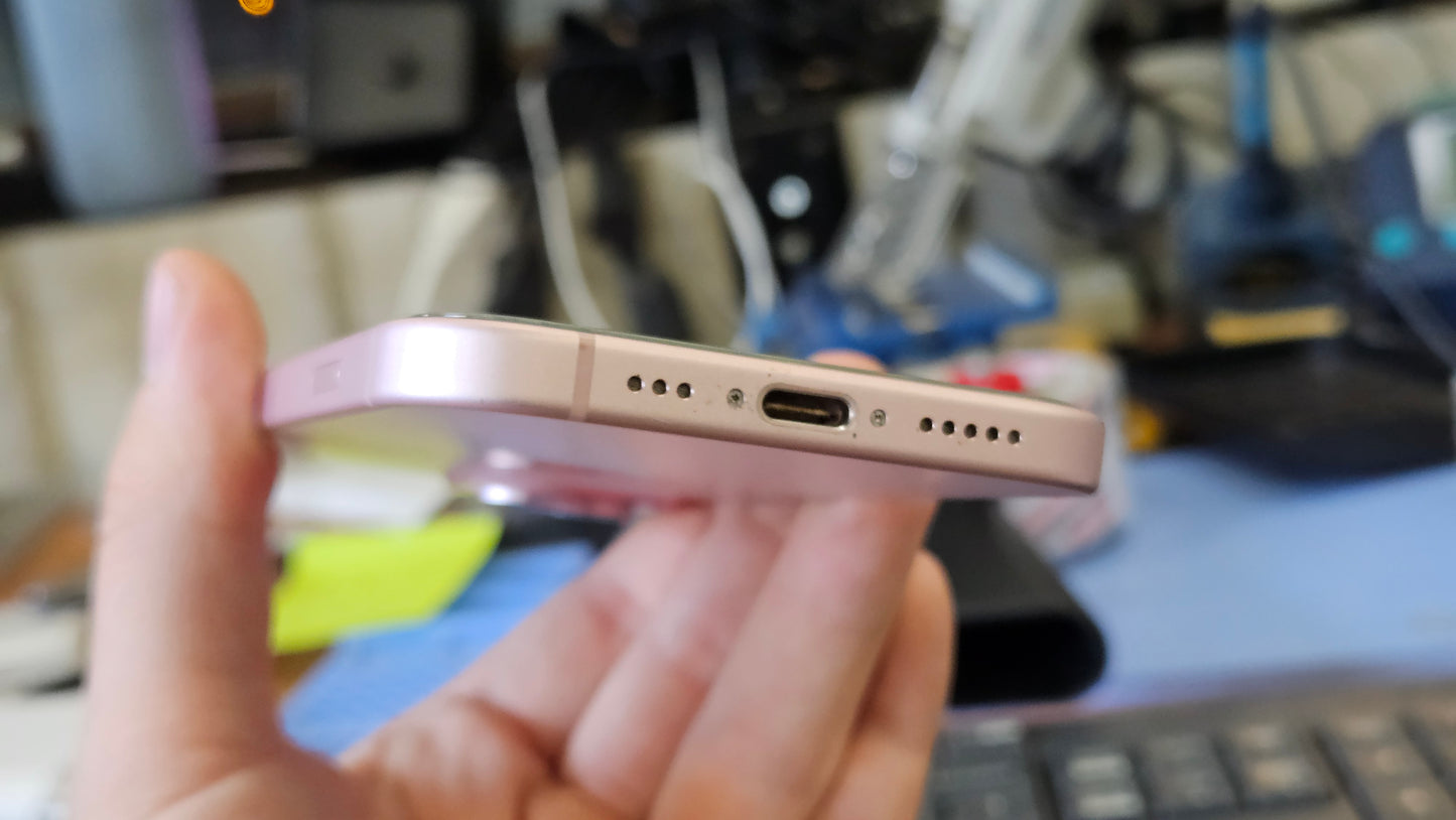 iPhone 15 128GB - Pink - Refurbished - Unlocked (CA)