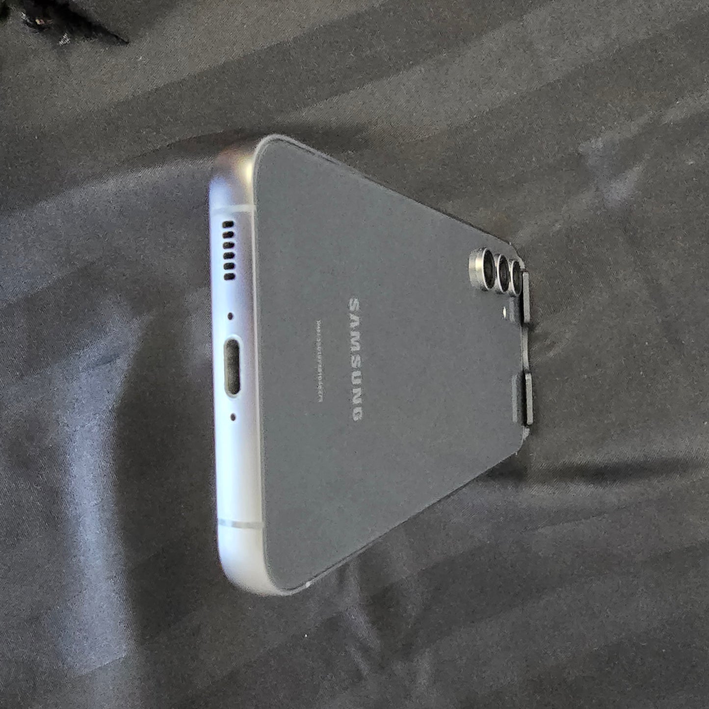 Samsung Galaxy S23 Fe 128GB - Refurbished - Unlocked