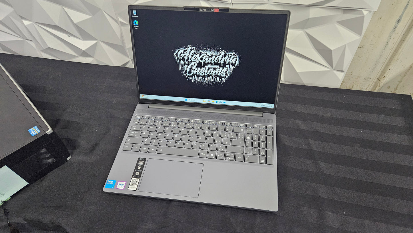 Lenovo IdeaPad Slim 3i 15.6" FHD Laptop - Open Box - Palm Skin
