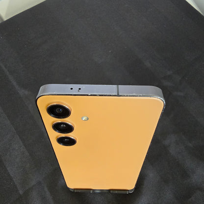 Samsung Galaxy S24 - 256GB - Refurbished