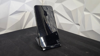 iPhone 12 - Black - Refurbished - 64GB - Unlocked