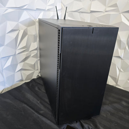 MAXIMUS X - Pre-Built Refurbished Gaming PC with CD player