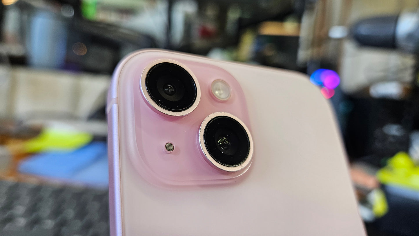 iPhone 15 128GB - Pink - Refurbished - Unlocked (CA)
