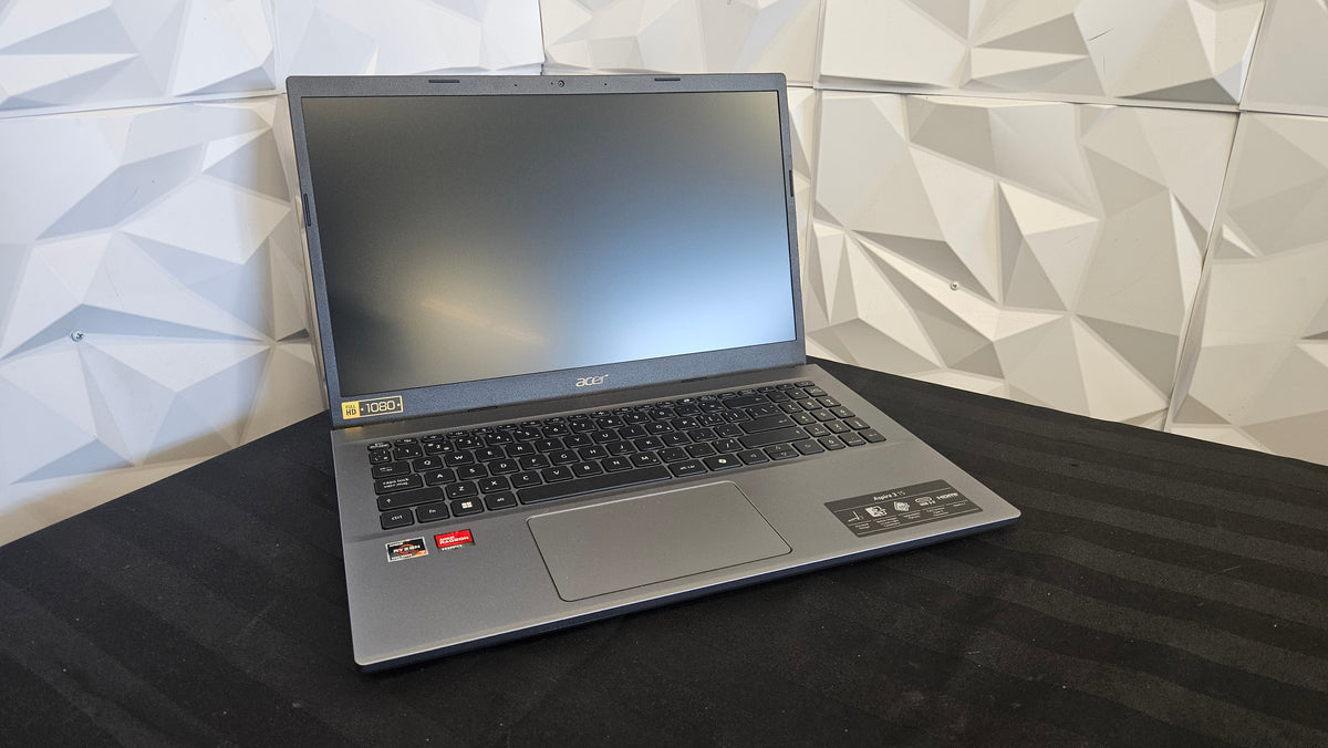 Acer Aspire 3 15 - Ryzen 7 - 16GB RAM - 500GB SSD - Refurbished