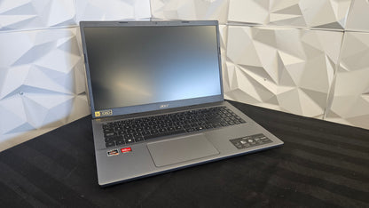 Acer Aspire 3 15 - Ryzen 7 - 16GB RAM - 500GB SSD - Refurbished