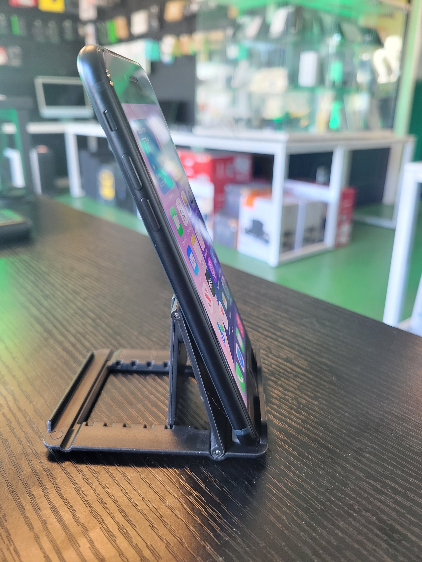 Apple iPhone SE 3 (2022) 64 Go Noir - Remis à neuf