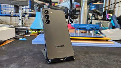 Samsung Galaxy S23 128GB - Phantom Black - Refurbished - Unlocked (CA)