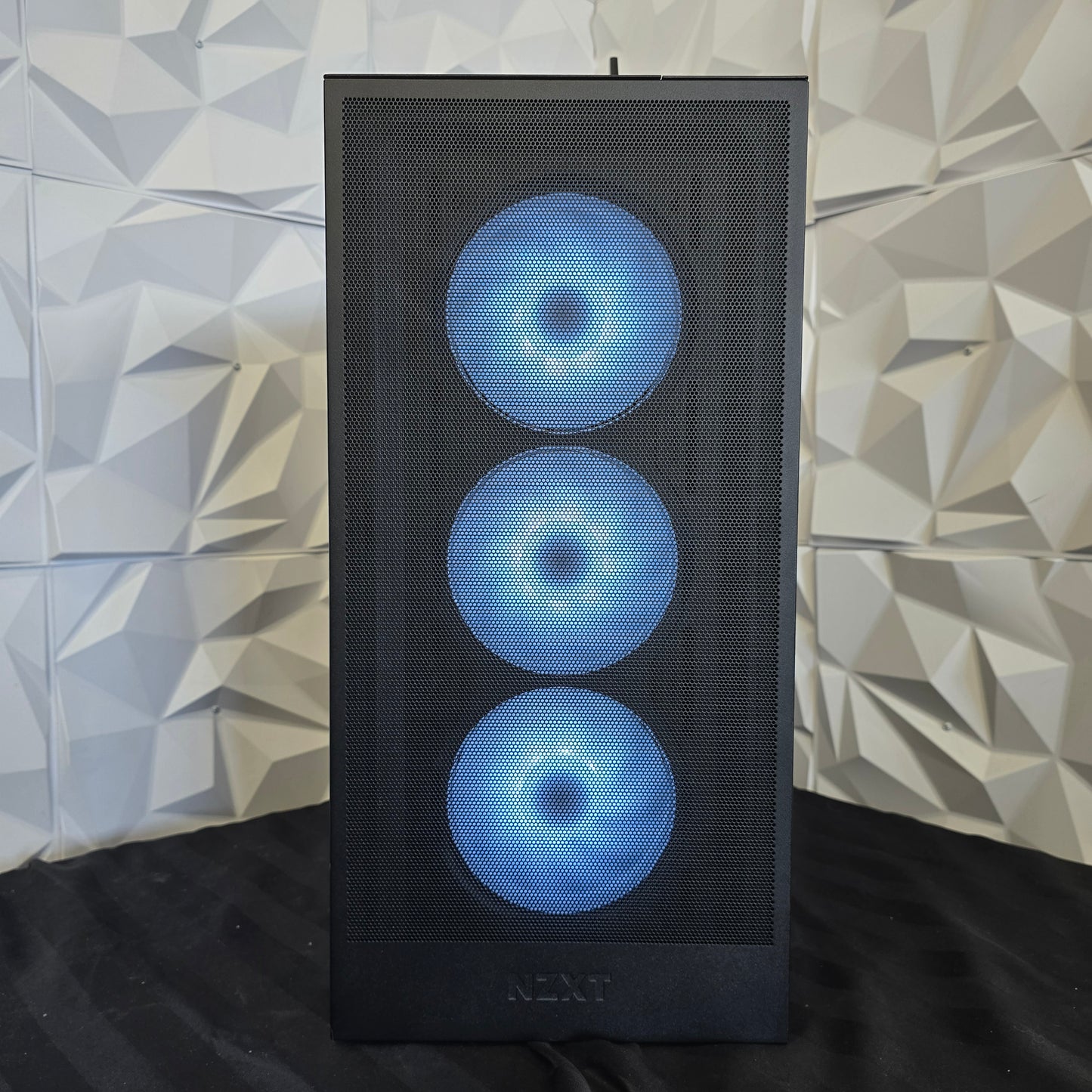 MARKUS MAXIMUS III