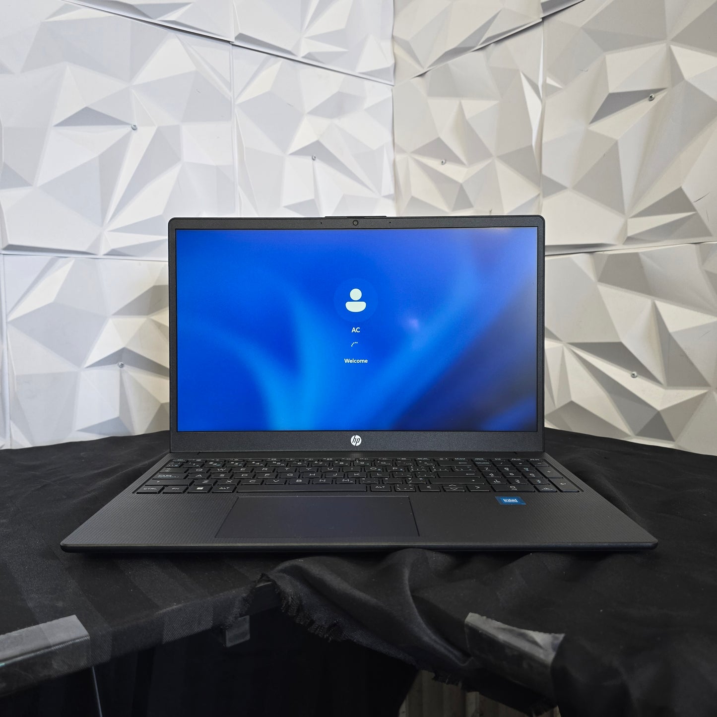 HP Laptop 15.6" Laptop - Intel N100- 4GB RAM - 120GB SSD